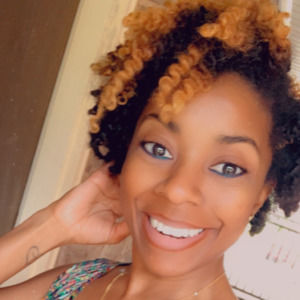 Meet your Posher, Nakia